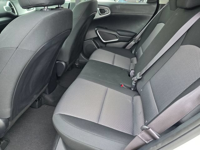 Certified 2025 Kia Soul LX w/ LX Technology Package FWD image 14