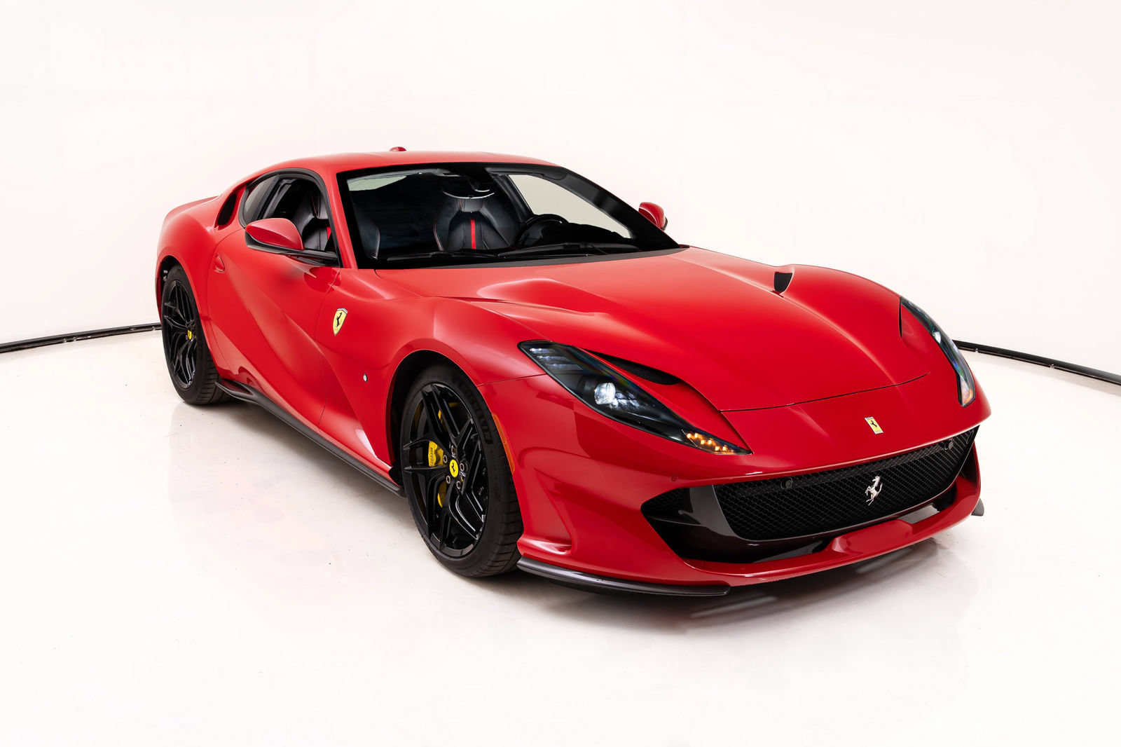 Certified 2018 Ferrari 812 Superfast RWD image 1