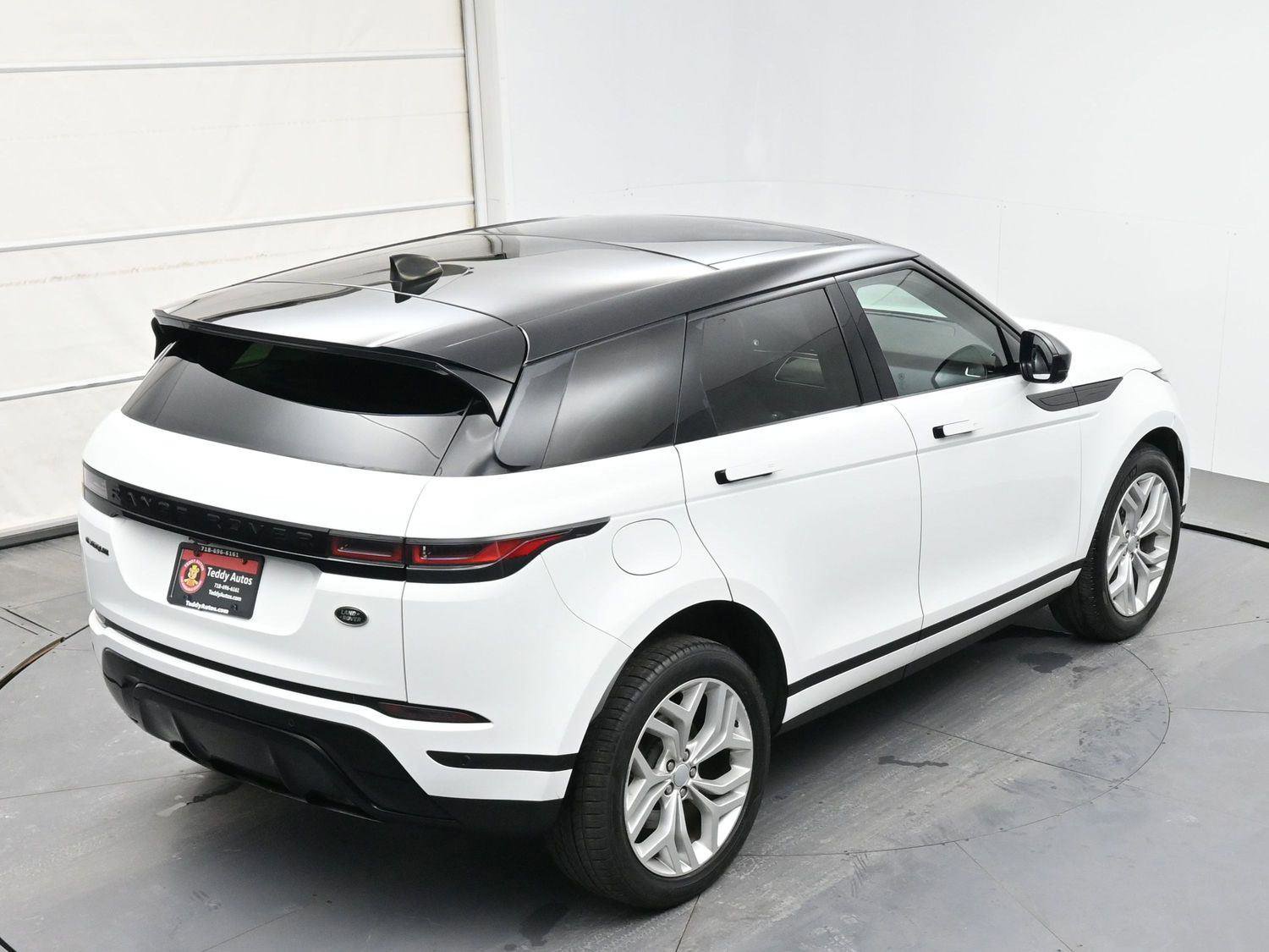 Used 2021 Land Rover Range Rover Evoque SE image 34
