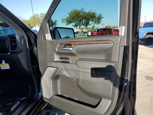 New 2026 Chevrolet Silverado 1500 High Country image 9