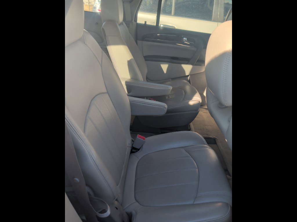 Used 2014 Buick Enclave Leather image 5