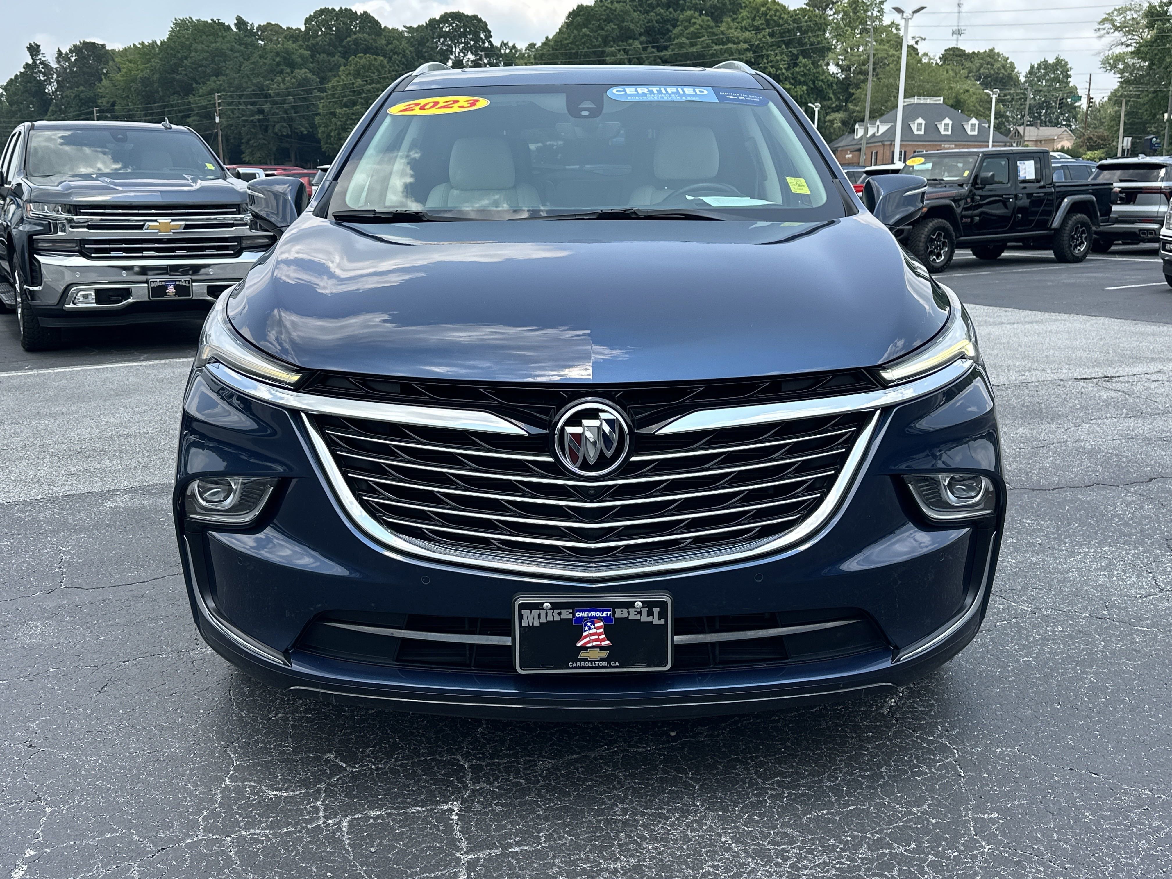 Used 2023 Buick Enclave Premium w/ Experience Buick Package image 4