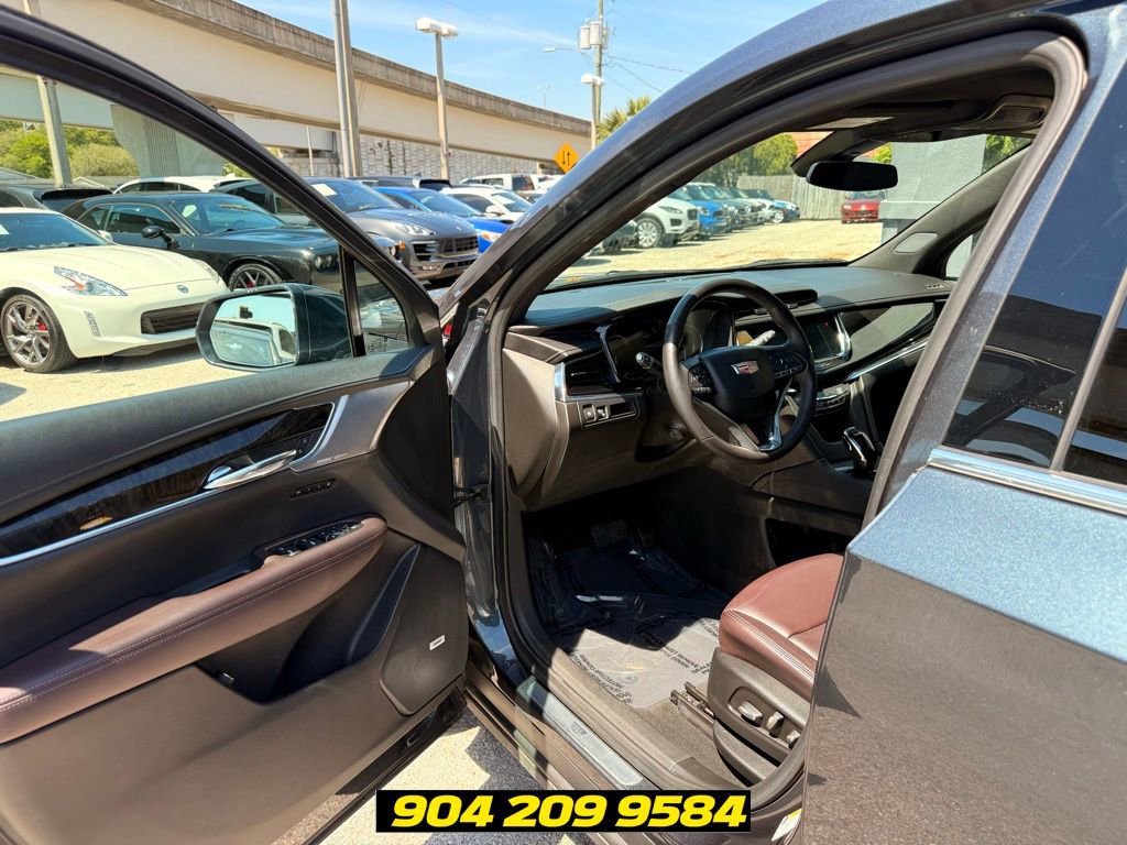 Used 2020 Cadillac XT6 Premium Luxury FWD image 22