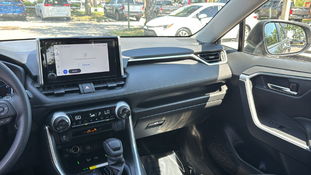 Used 2025 Toyota RAV4 XLE w/ Convenience Package AWD/4WD image 16
