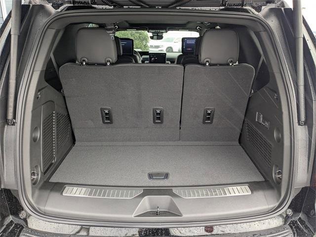 New 2026 GMC Yukon Denali w/ Denali Reserve Package image 14