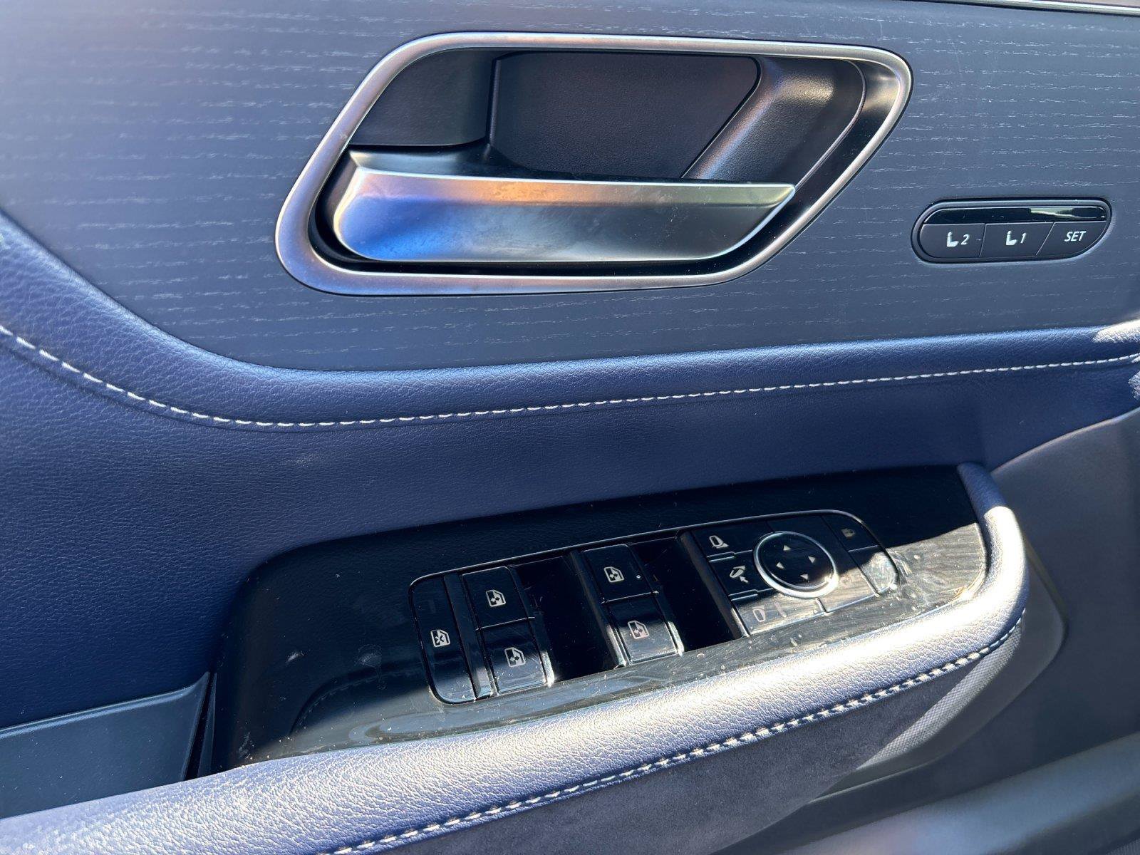 New 2027 INFINITI QX80 Sensory AWD/4WD image 14