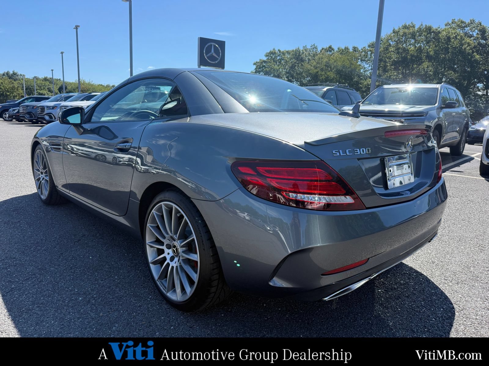 Used 2017 Mercedes-Benz SLC 300 image 12