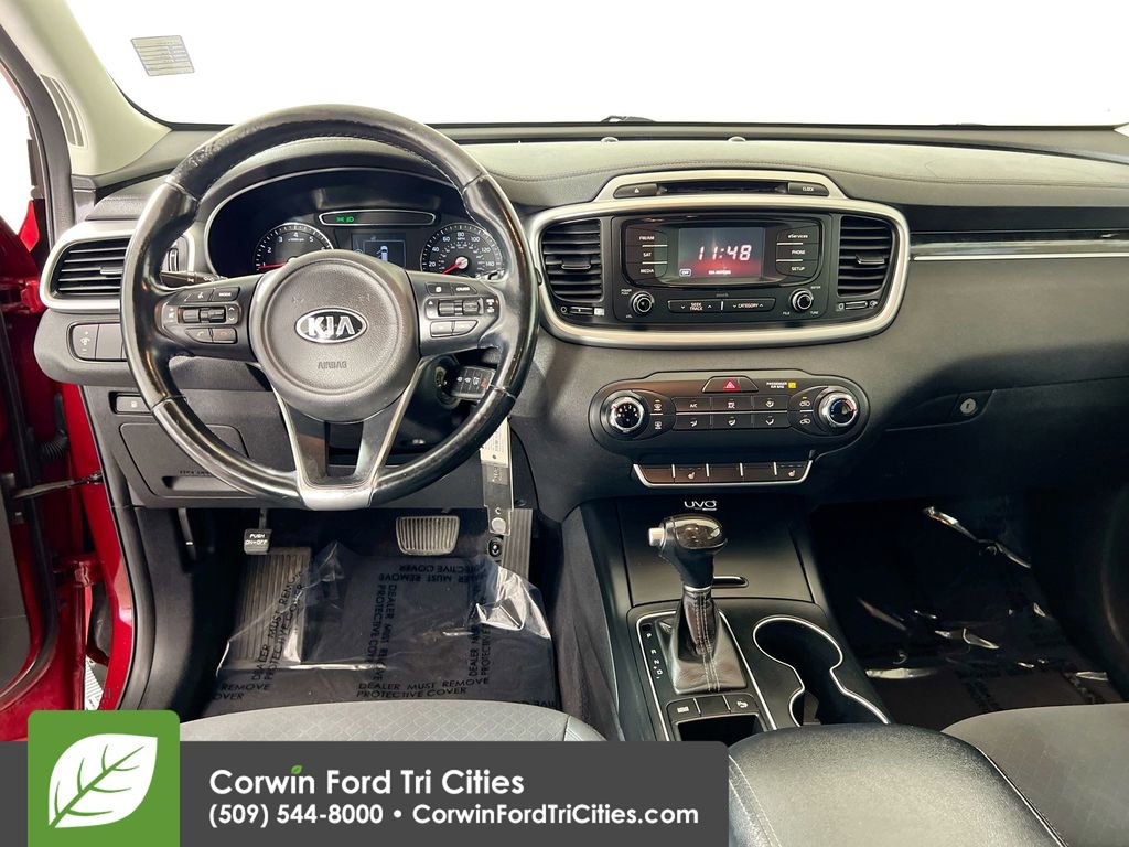 Used 2016 Kia Sorento LX w/ LX Convenience Package image 23