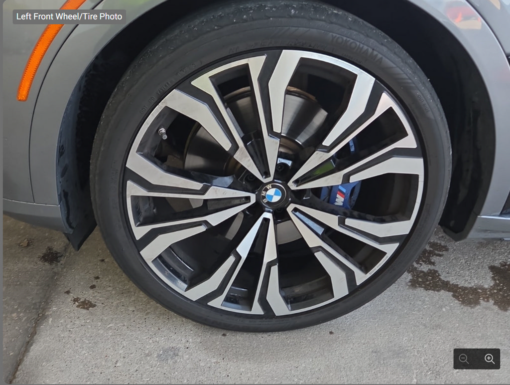 Used 2024 BMW X7 xDrive40i w/ Executive Package AWD/4WD image 7