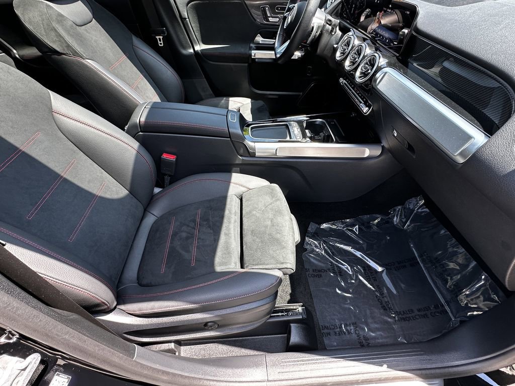 Certified 2025 Mercedes-Benz GLB 250 4MATIC image 15