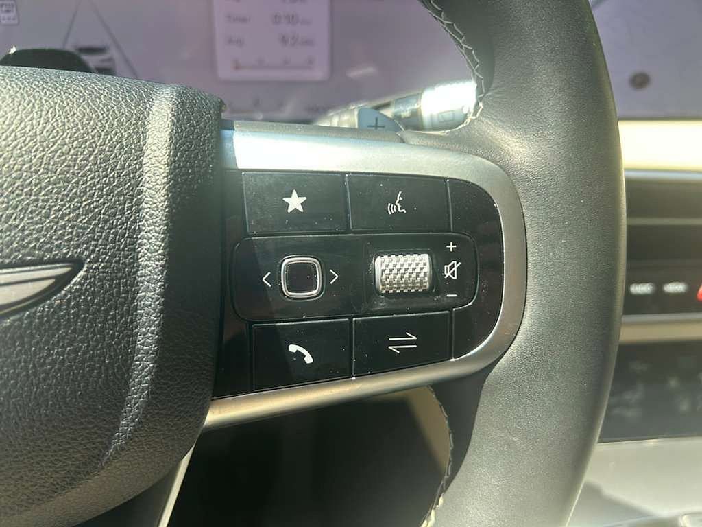 Certified 2026 Genesis GV70 2.5T Select AWD/4WD image 10