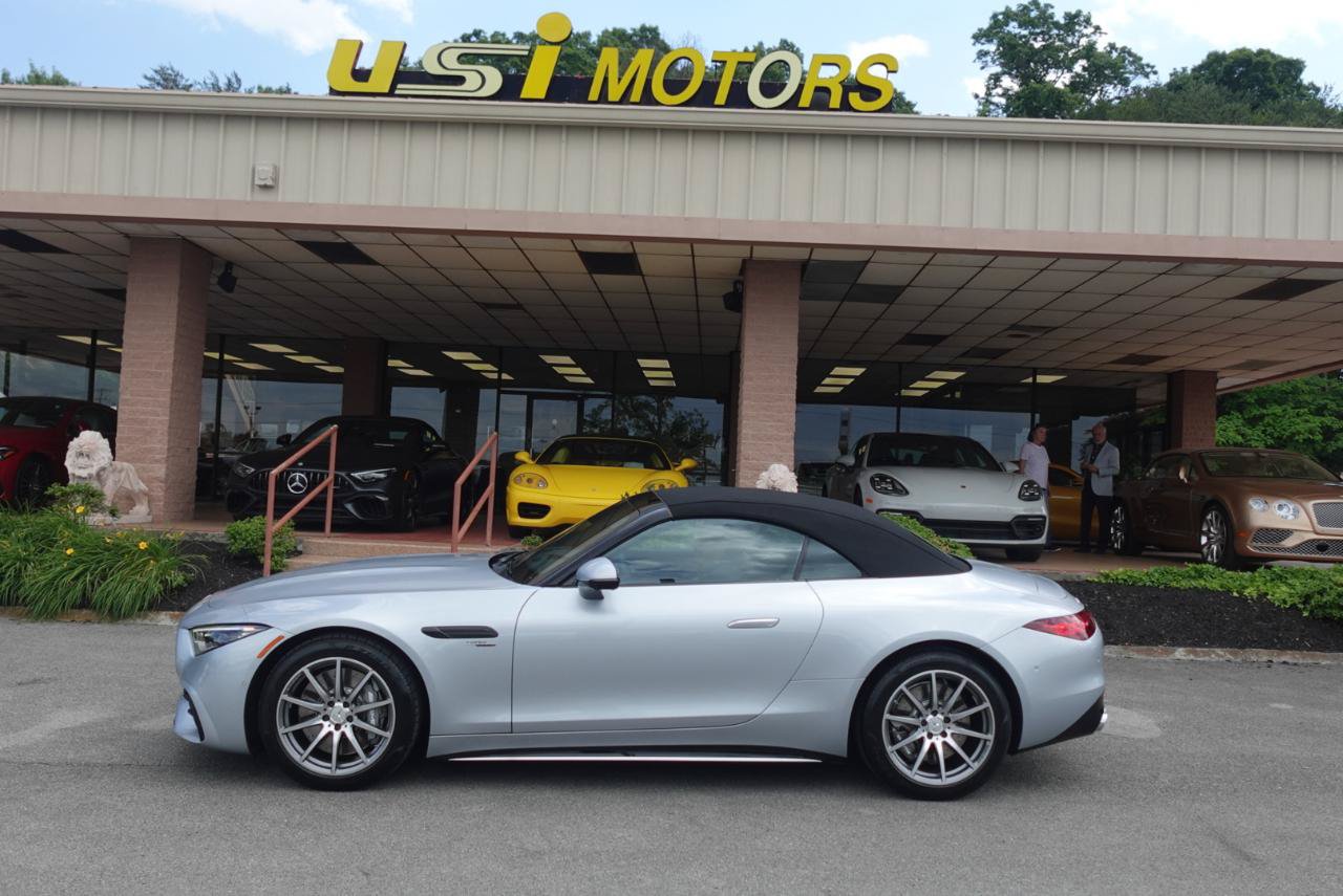 Used 2023 Mercedes-Benz SL 43 AMG image 4