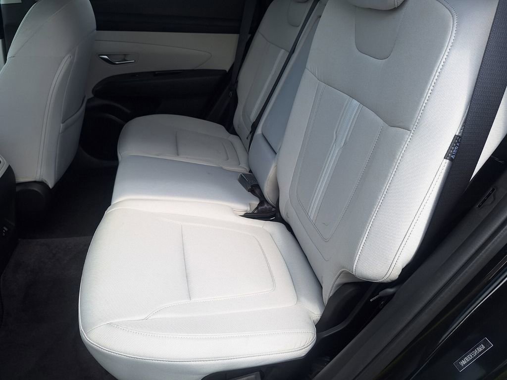 Used 2025 Hyundai Tucson SEL FWD image 23