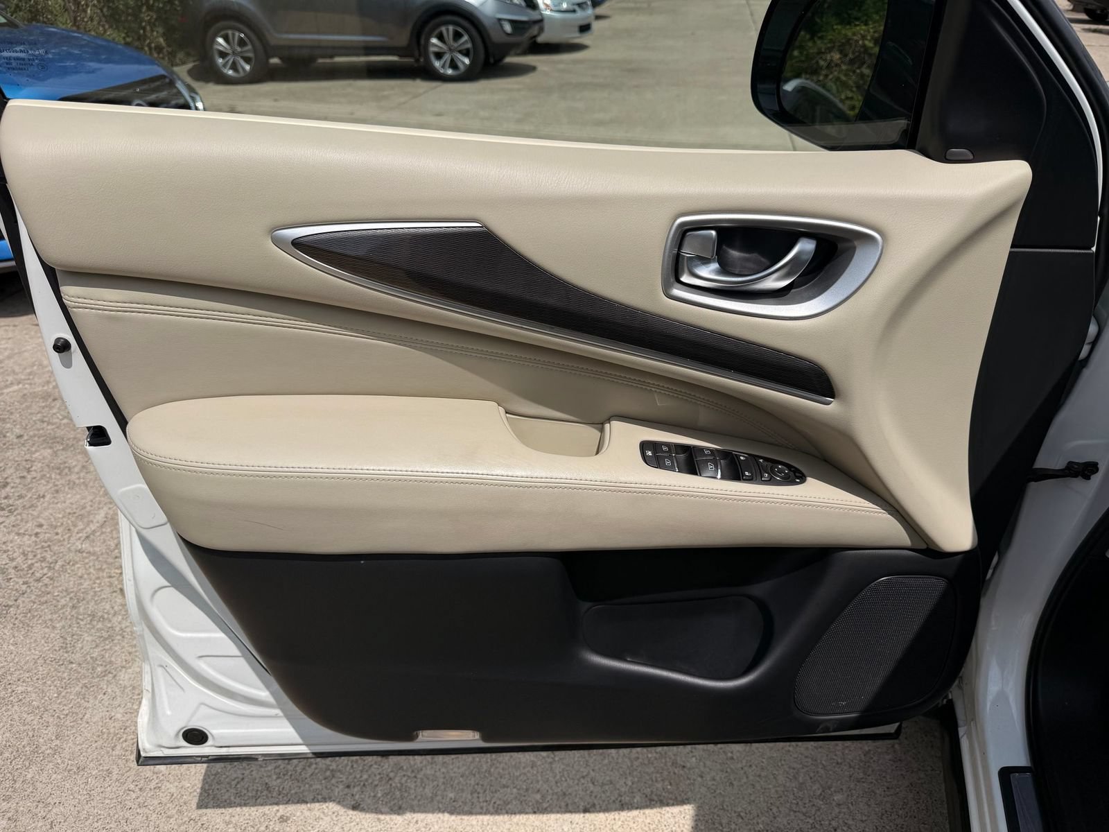 Used 2019 INFINITI QX60 Pure FWD image 25