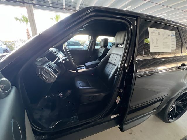 Used 2022 Land Rover Range Rover Sport SE image 13