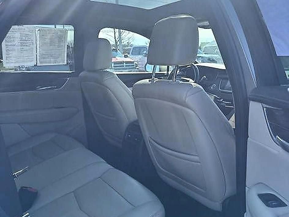 Used 2019 Cadillac XT5 Luxury image 19