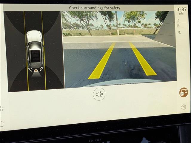 Certified 2022 Jaguar F-PACE S image 11