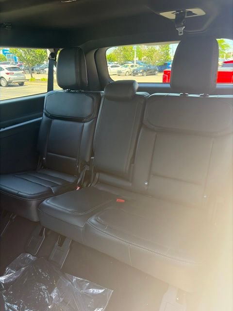 New 2026 Ford Expedition Max Platinum w/ Stealth Appearance Package AWD/4WD image 25