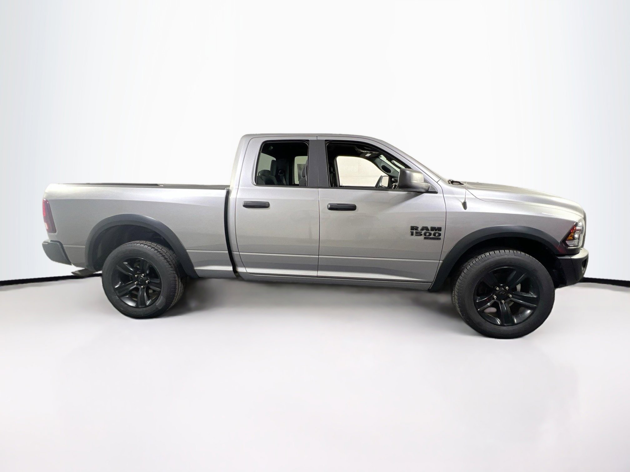 Used 2022 RAM 1500 Classic Warlock w/ Electronics Group AWD/4WD image 4