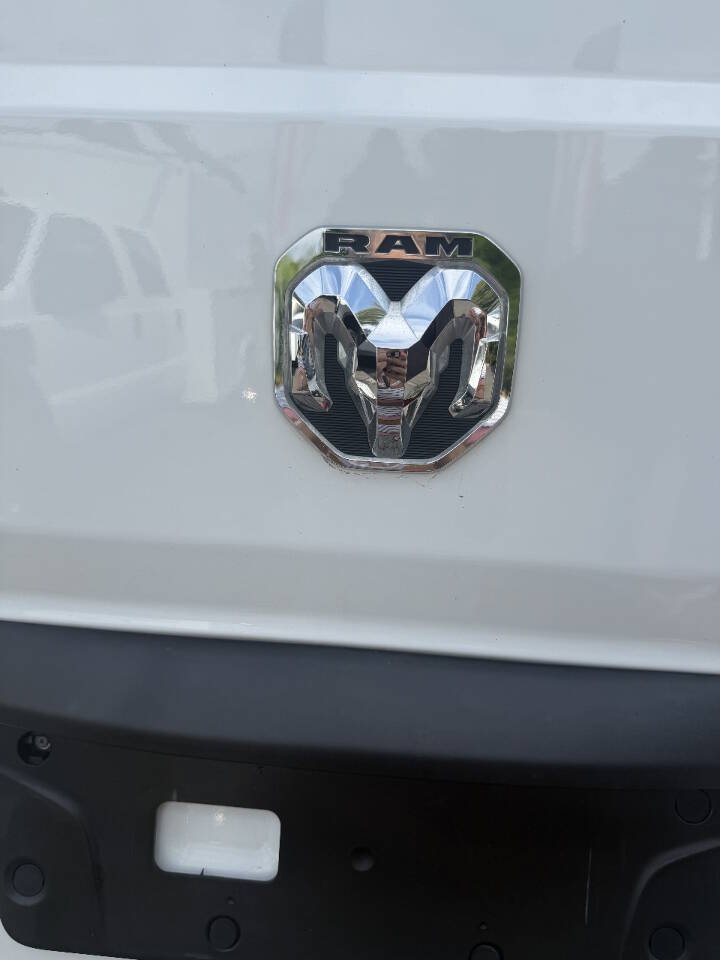 Used 2025 RAM ProMaster 2500 w/ Convenience Group FWD image 13