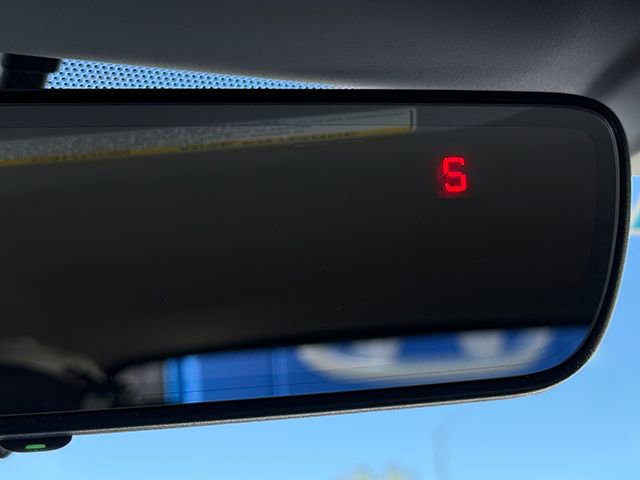 Used 2022 Subaru Crosstrek 2.0i Premium image 19