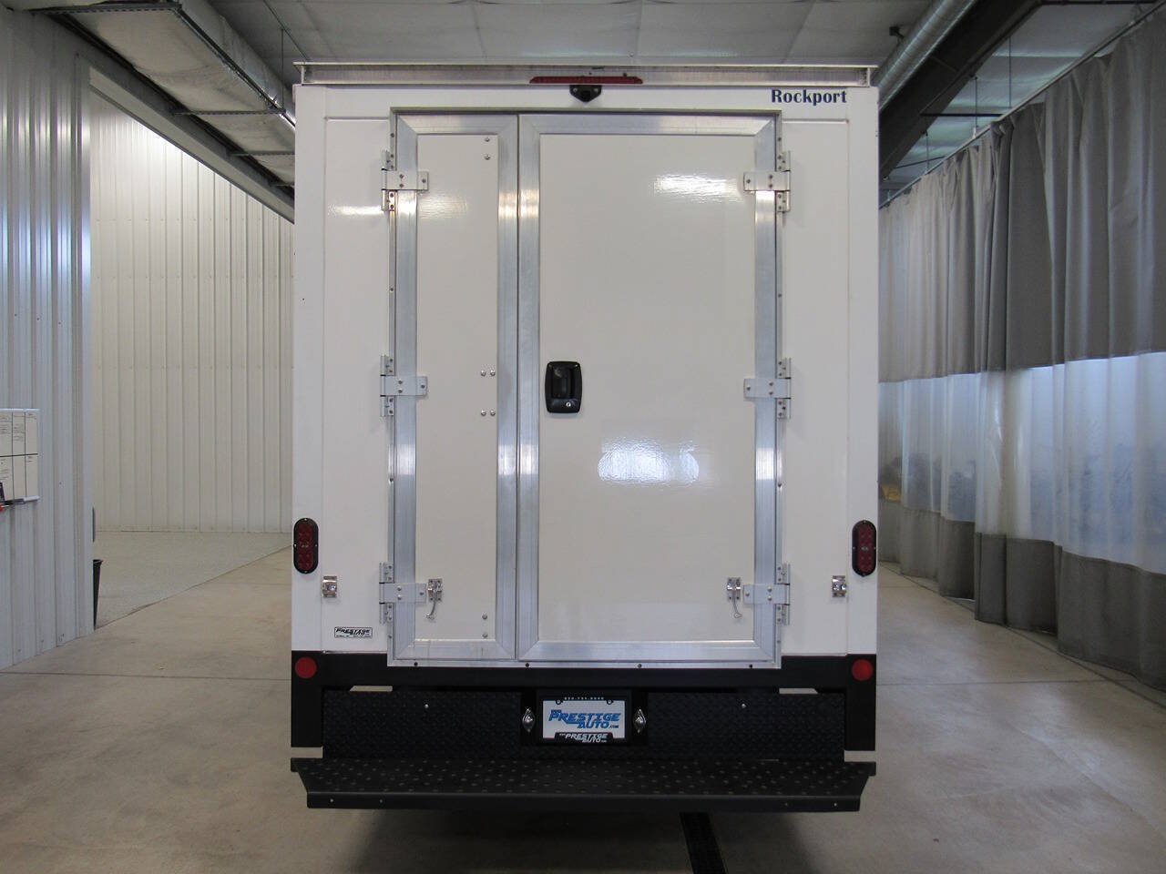 Used 2023 GMC Savana 3500 w/ Power Convenience Package RWD image 10