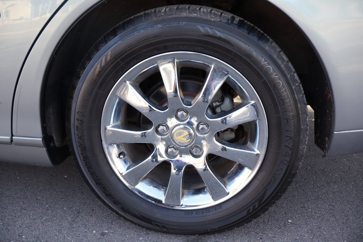 Used 2004 Lexus ES 330 w/ Premium Pkg FWD image 41