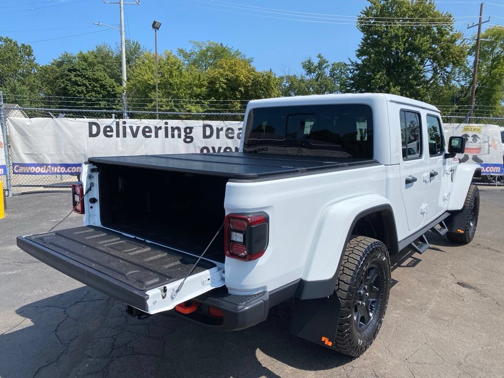 Used 2023 Jeep Gladiator Mojave w/ Cold Weather Group AWD/4WD image 4