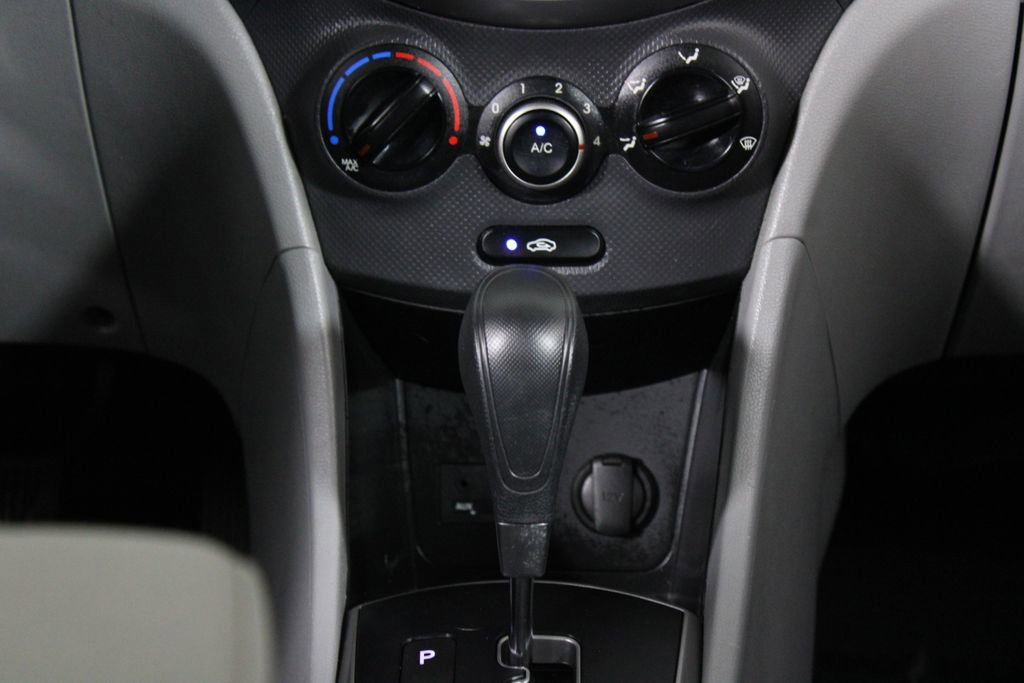 Used 2016 Hyundai Accent SE image 21