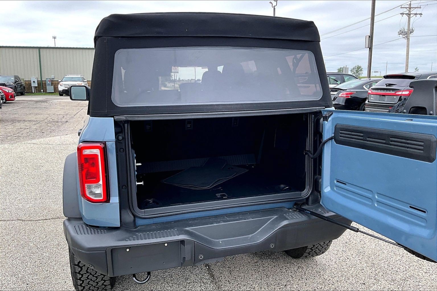 Used 2024 Ford Bronco Black Diamond AWD/4WD image 19