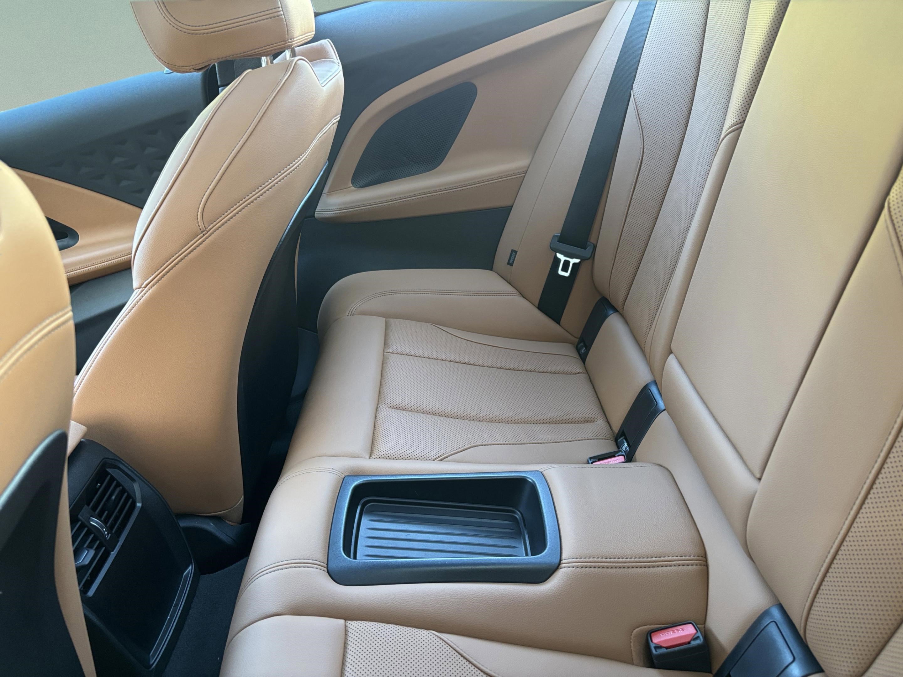 Used 2025 BMW M240i Coupe image 30