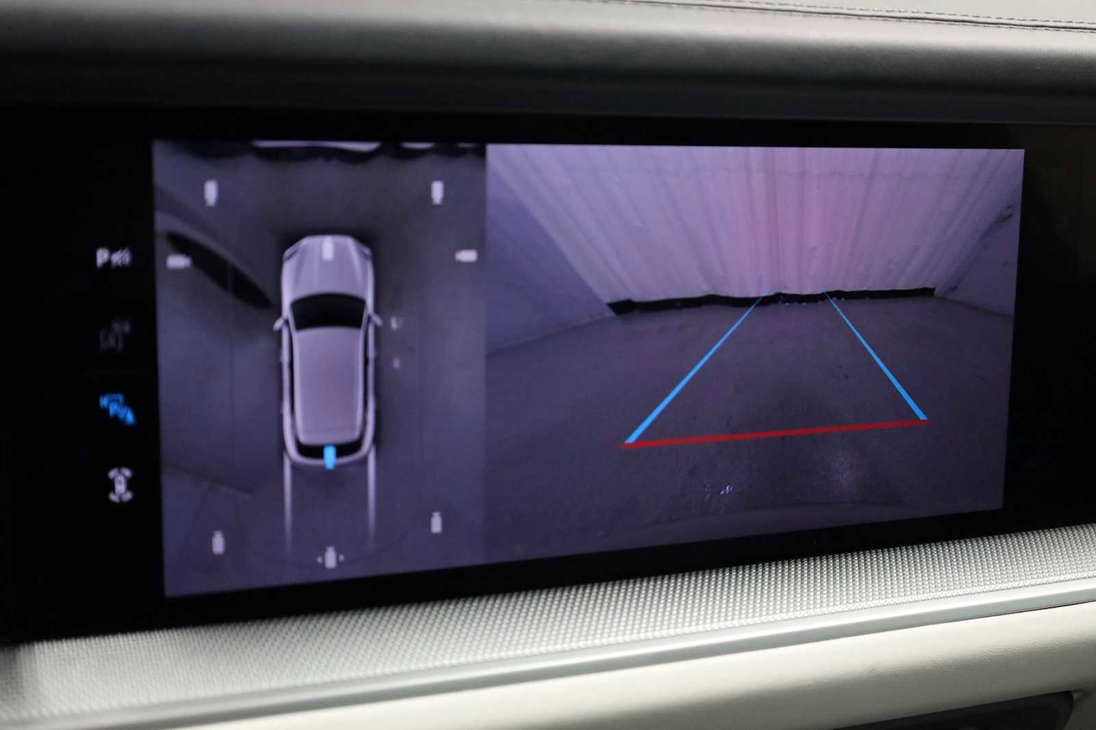 New 2026 Porsche Cayenne AWD/4WD image 32