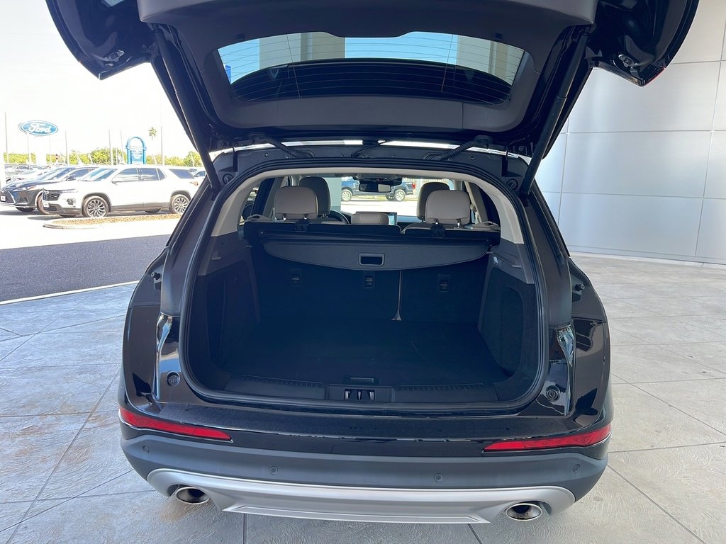 Used 2023 Lincoln Corsair Reserve image 36