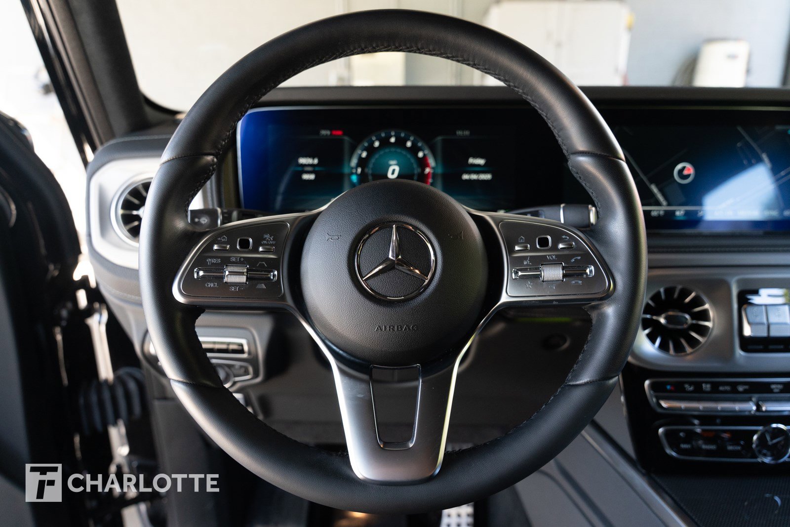 Used 2024 Mercedes-Benz G 550 image 22