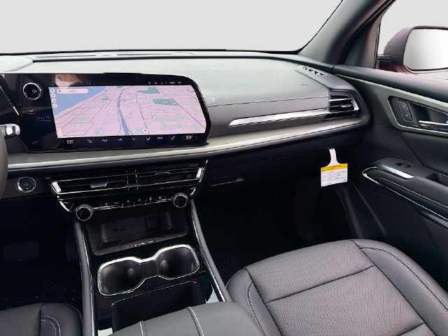 New 2026 Chevrolet Traverse LT FWD image 25