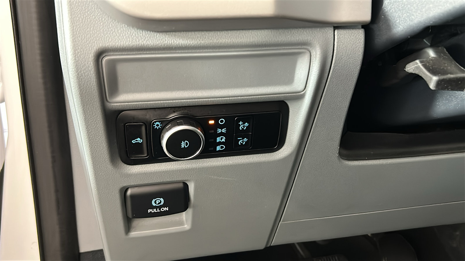 Used 2023 Ford F150 XLT w/ XTR Package AWD/4WD image 22