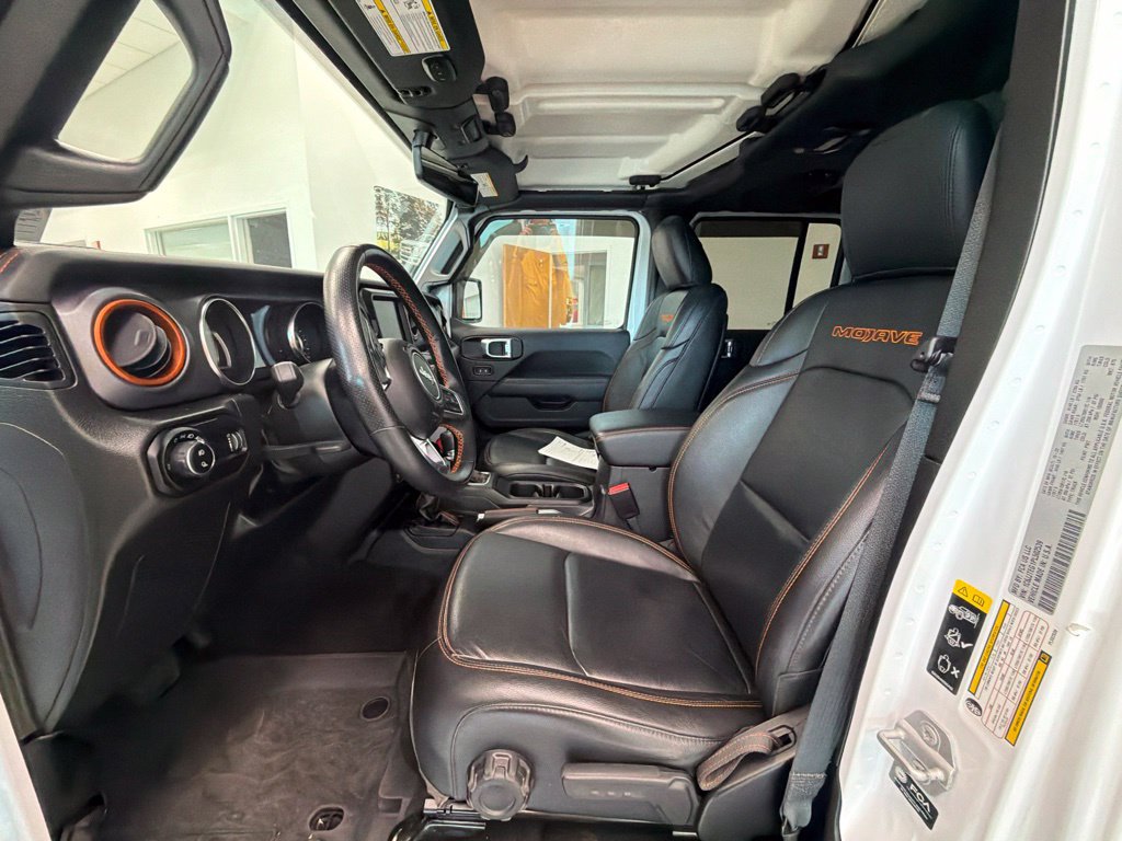 Used 2023 Jeep Gladiator Mojave w/ Trailer Tow Package AWD/4WD image 8