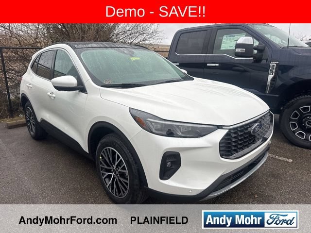 New 2025 Ford Escape SE w/ PHEV Premium Package FWD image 1