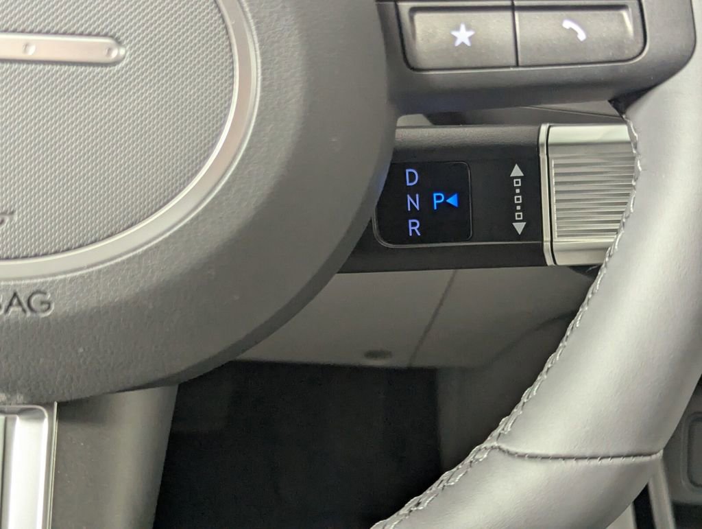 New 2026 Hyundai Kona Limited FWD image 18