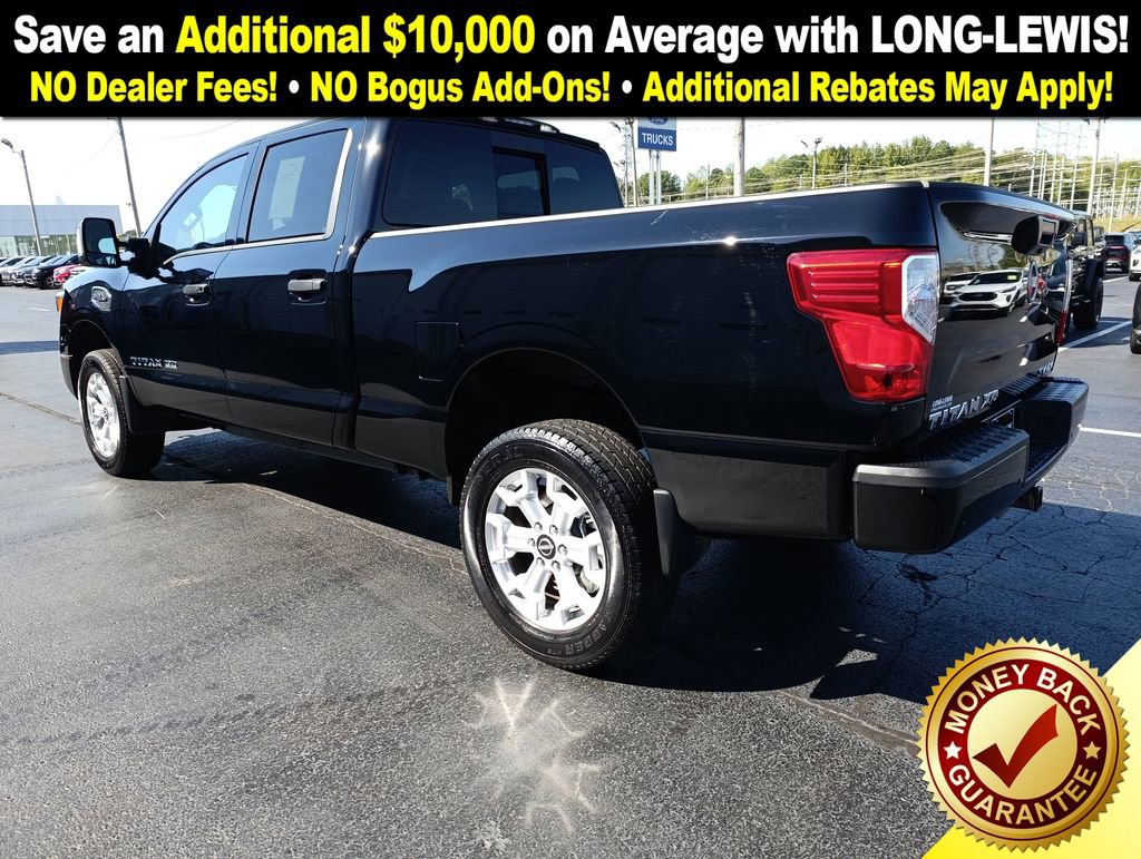 Used 2024 Nissan Titan SV w/ SV Convenience Package image 4