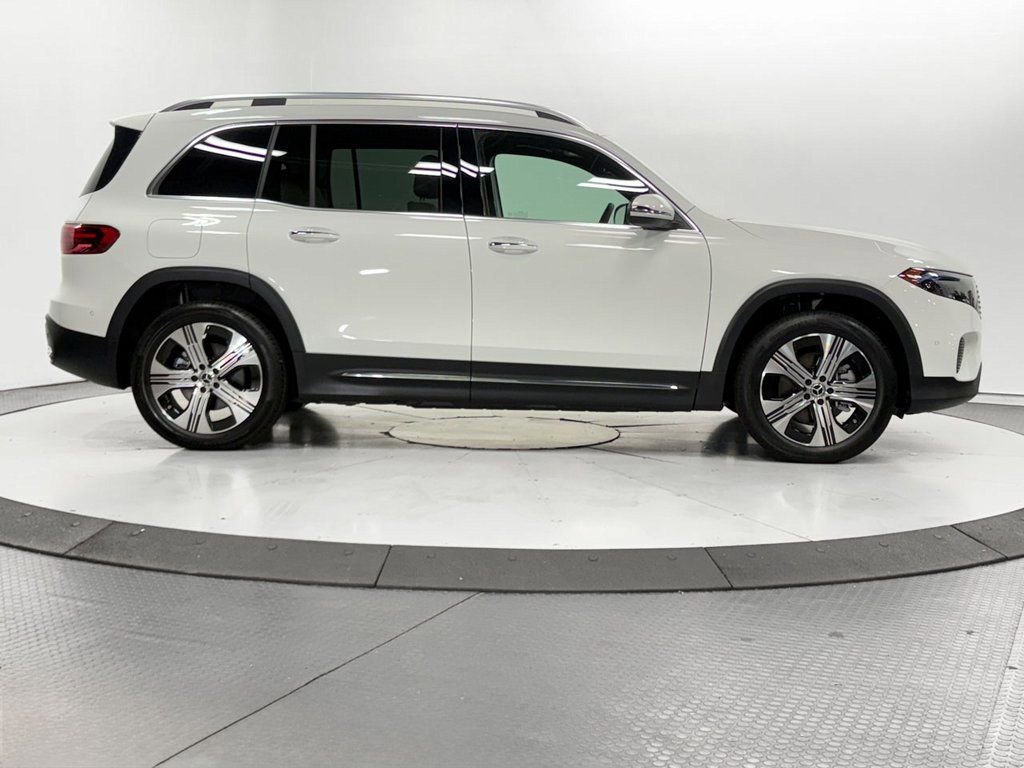 Certified 2024 Mercedes-Benz EQB 350 4MATIC SUV image 31