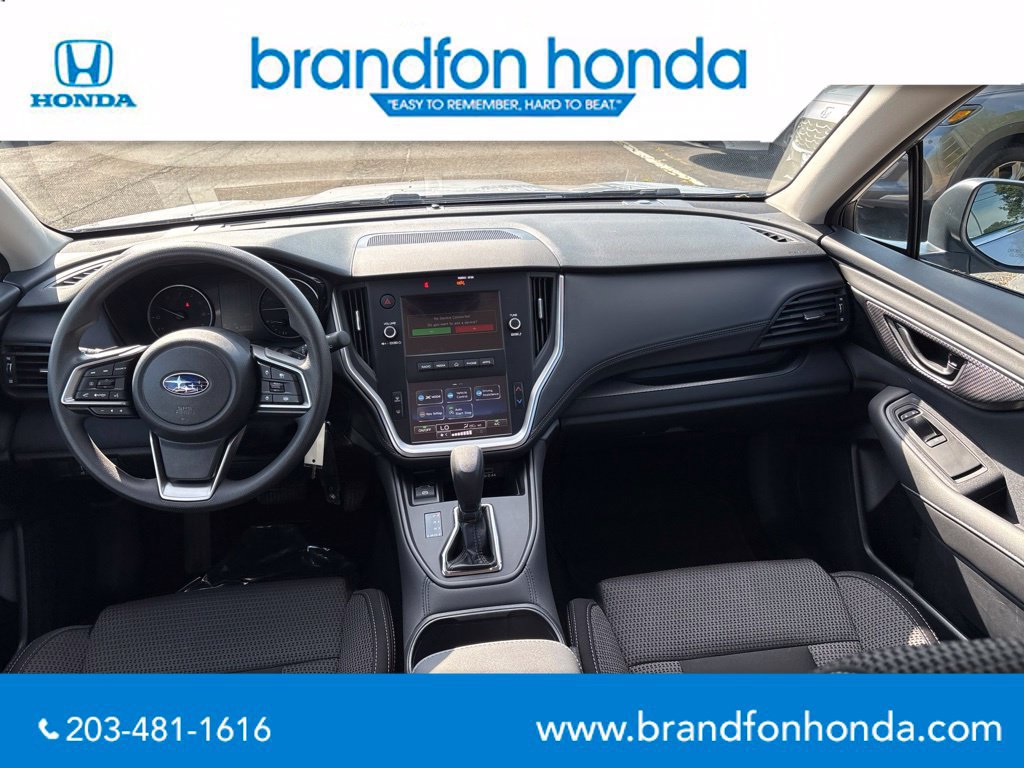 Used 2025 Subaru Outback AWD/4WD image 12