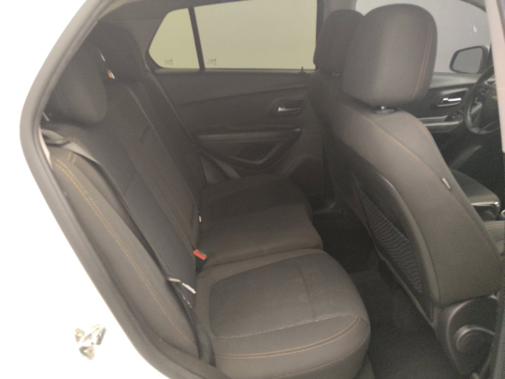 Used 2020 Chevrolet Trax LS w/ Tint and Cruise Package FWD image 19