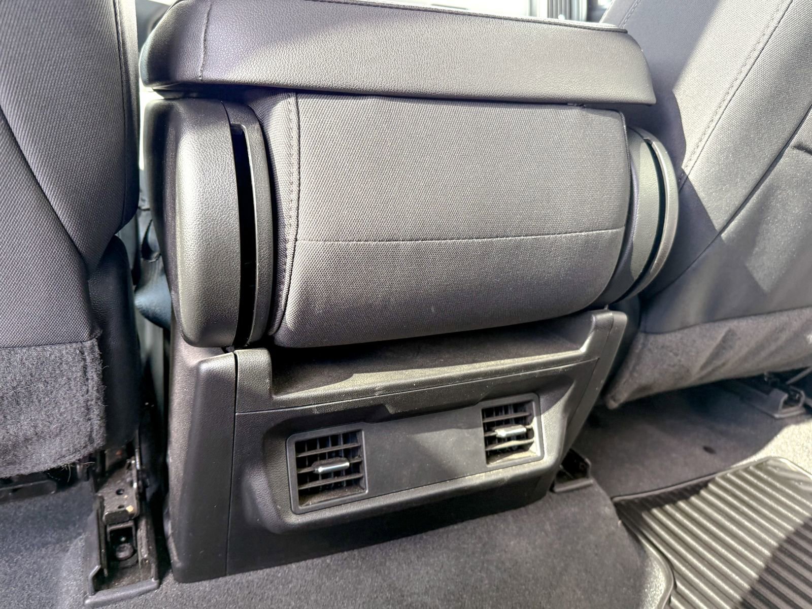 Used 2023 Chevrolet Silverado 1500 Custom Trail Boss image 28