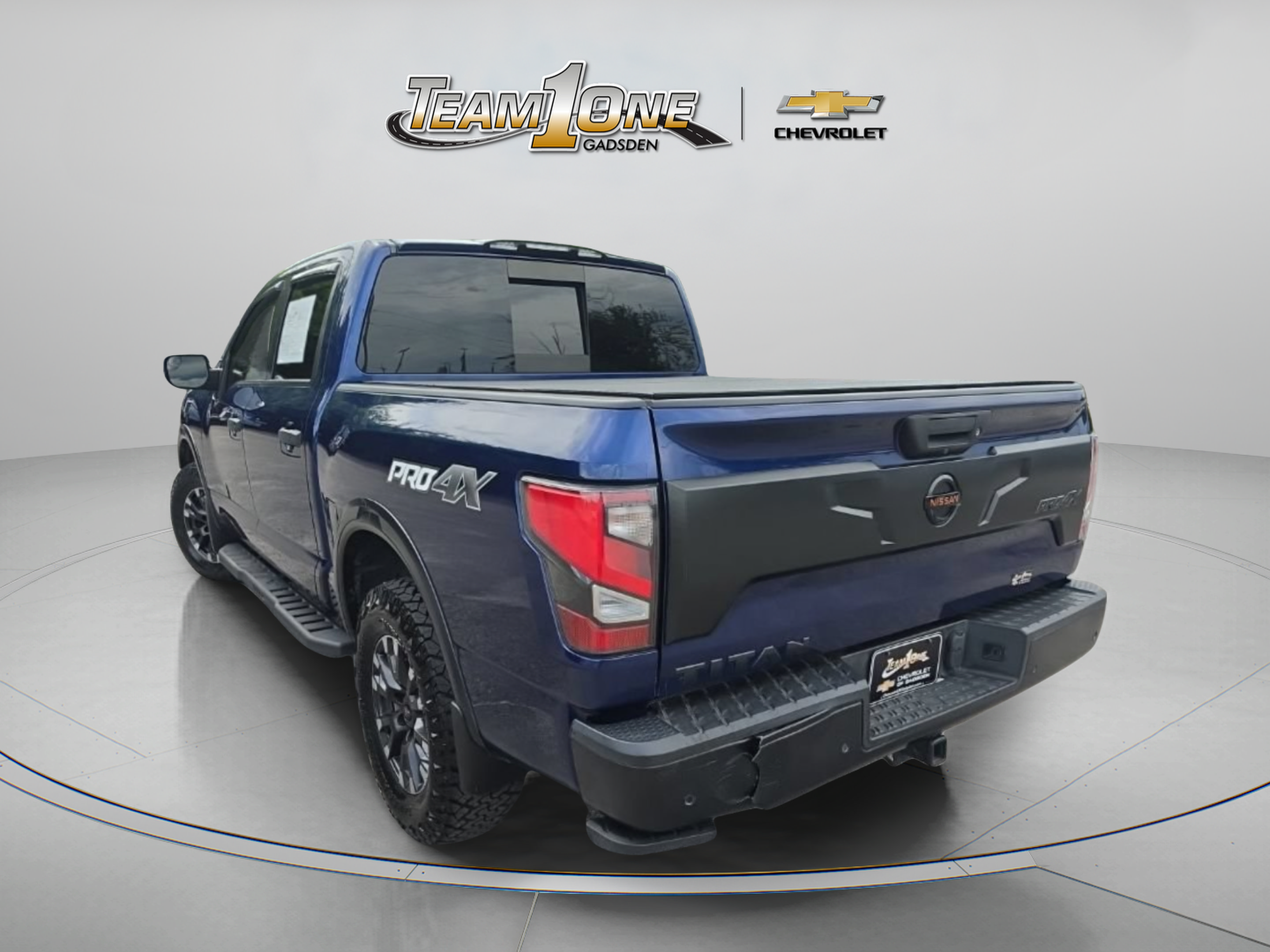 Used 2020 Nissan Titan PRO-4X w/ Pro-4x Convenience Package AWD/4WD image 6