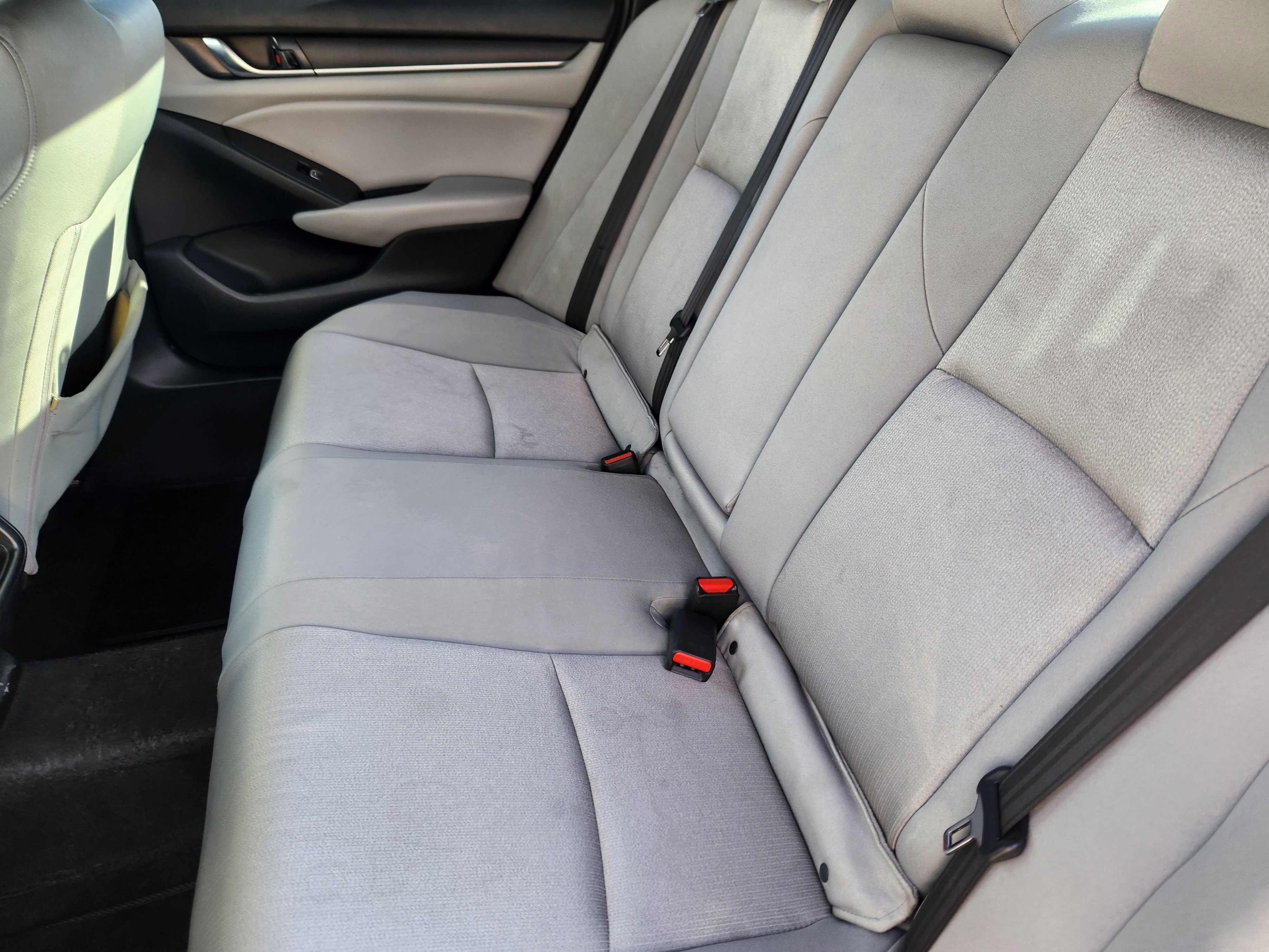 Used 2018 Honda Accord LX image 18