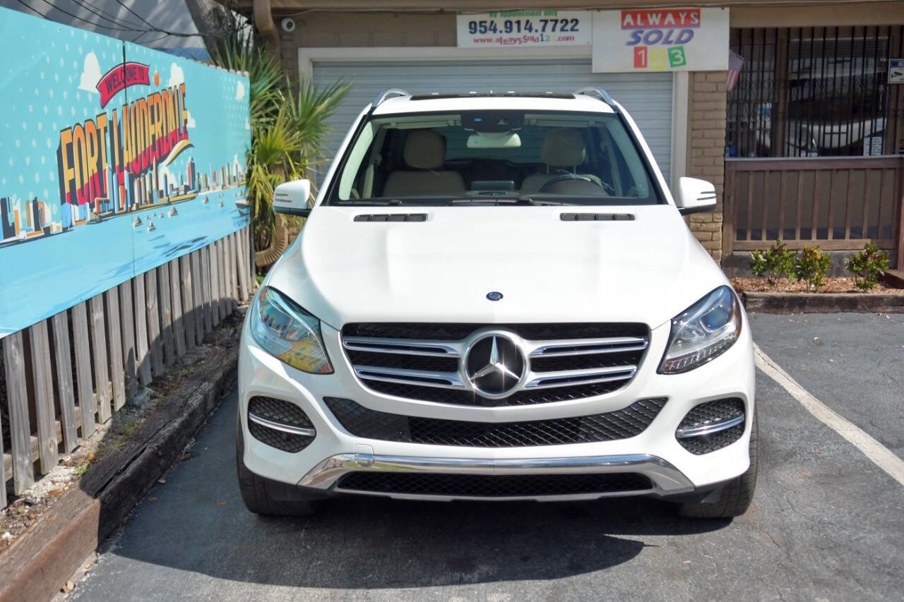 Used 2017 Mercedes-Benz GLE 350 w/ Premium 1 Package image 3