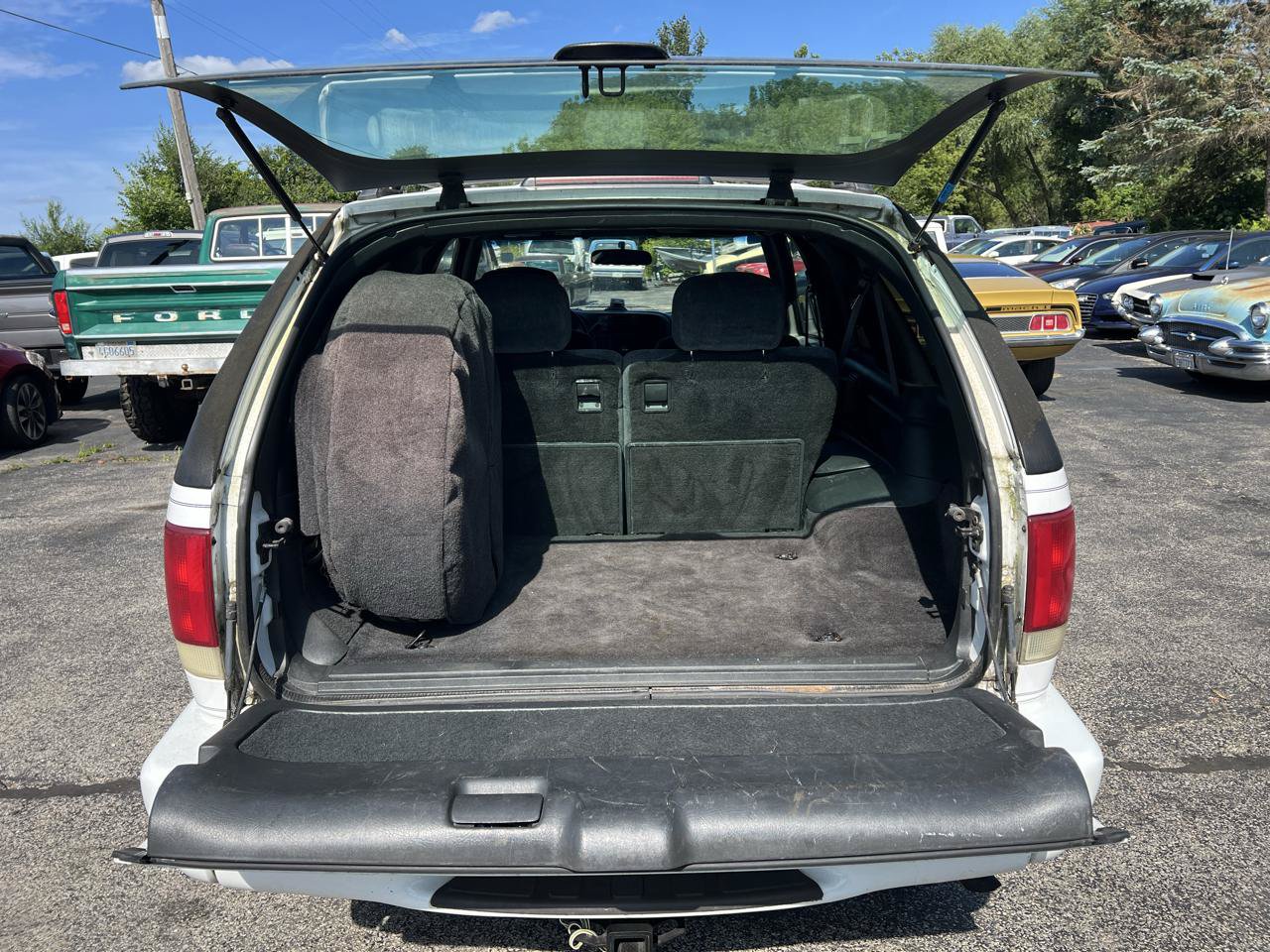 Used 2000 Chevrolet Blazer LS AWD/4WD image 14
