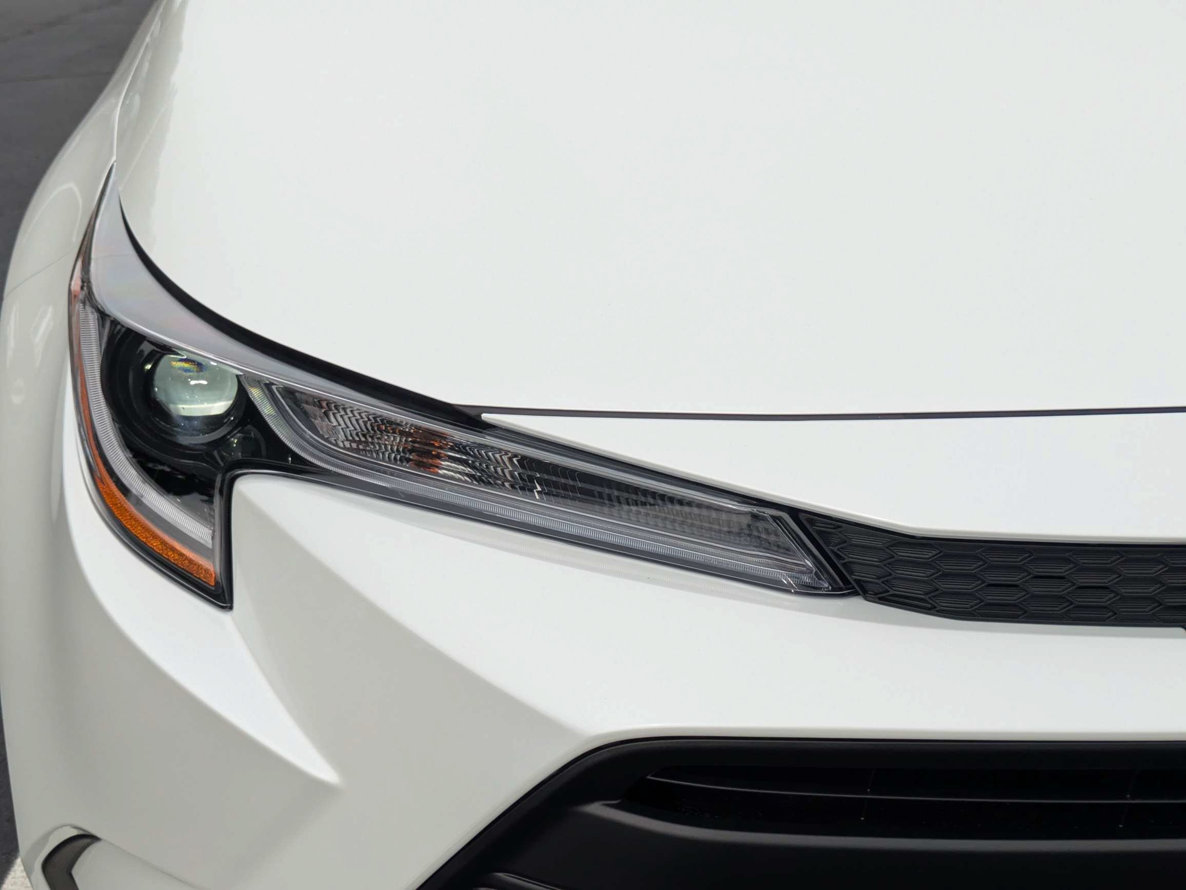 New 2027 Toyota Corolla LE FWD image 11