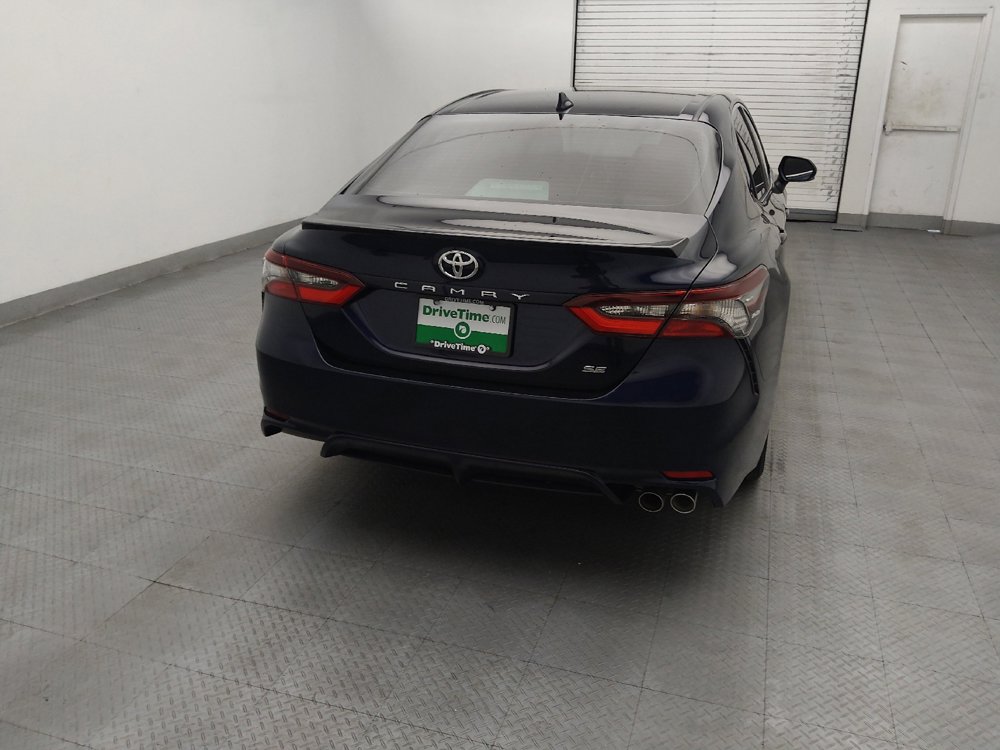Used 2022 Toyota Camry SE FWD image 7